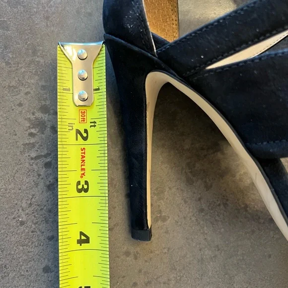 Ivanka Trump Suede heels. Black suede. - Picture 7 of 8